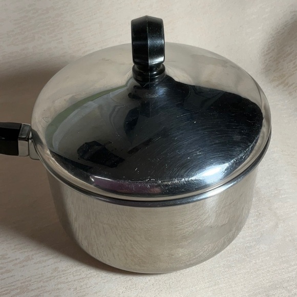 Vintage Faberware 1 Quart Saucepan w/Cover - Picture 10 of 12